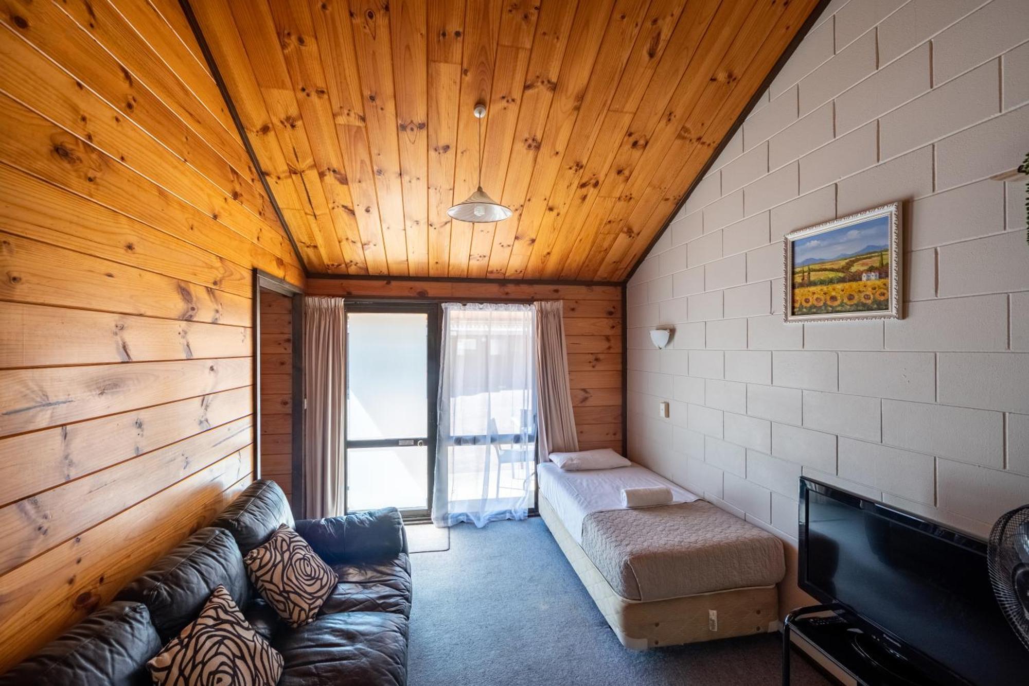 Orewa Motor Lodge Exterior photo