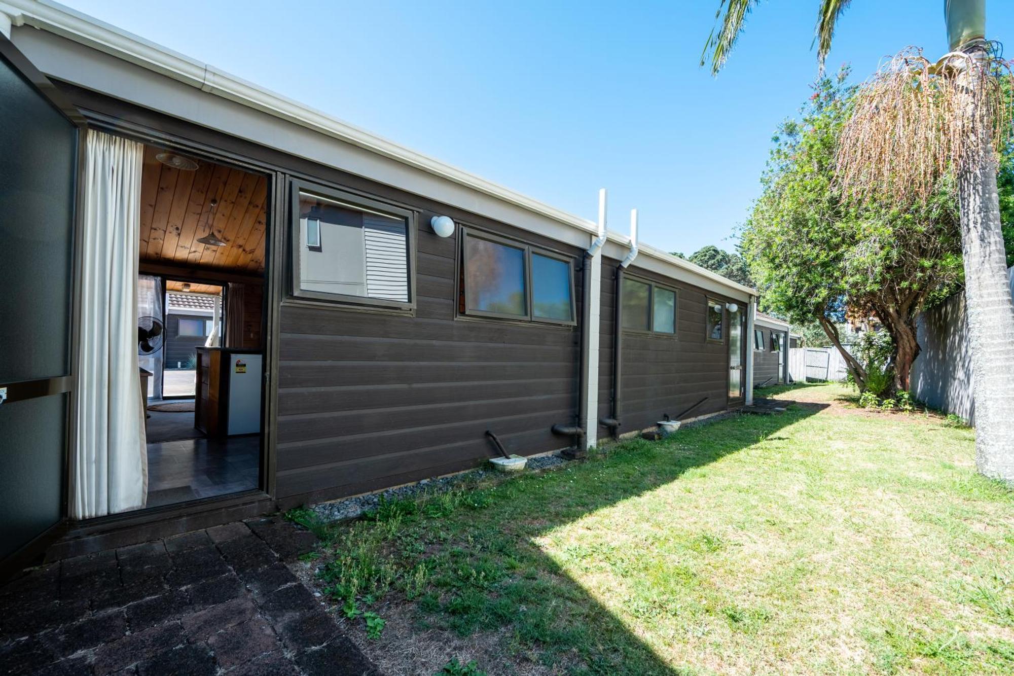 Orewa Motor Lodge Exterior photo